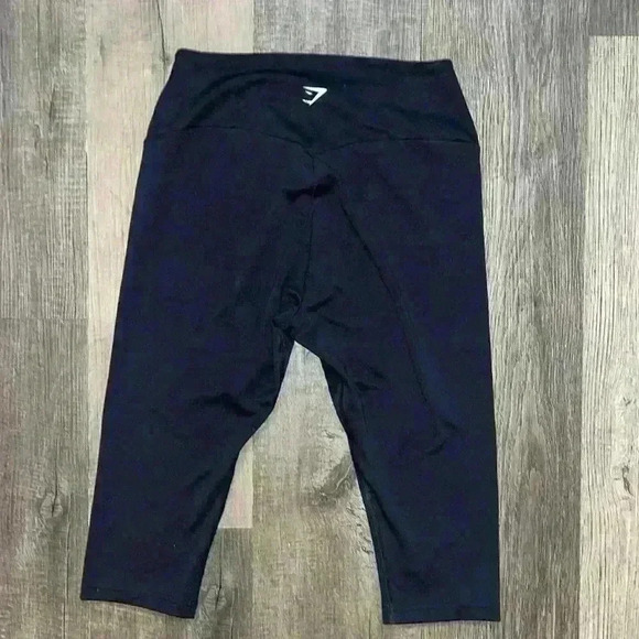 Gymshark high rise ankle & cropped leggings size M -14.4” - Picture 3 of 6